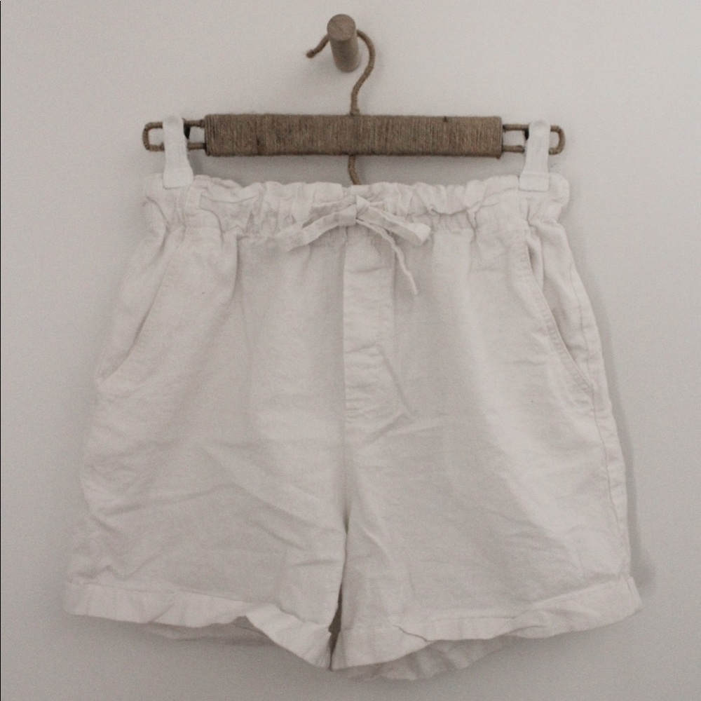 Linen shorts